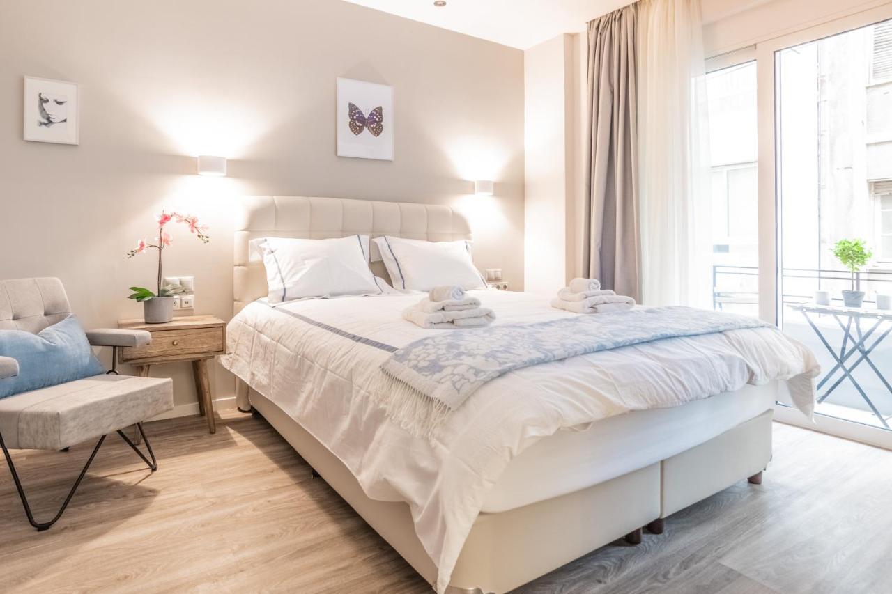Apartamento A13 Pristine & Sunny 30M2 Flat Near Syntagma Sq Atenas Exterior foto